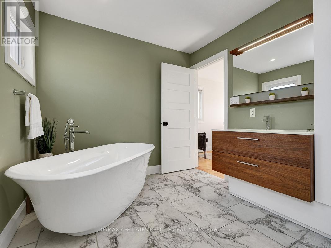 23 Tunis Avenue, Ottawa, Ontario  K1Z 7R6 - Photo 32 - X12182211