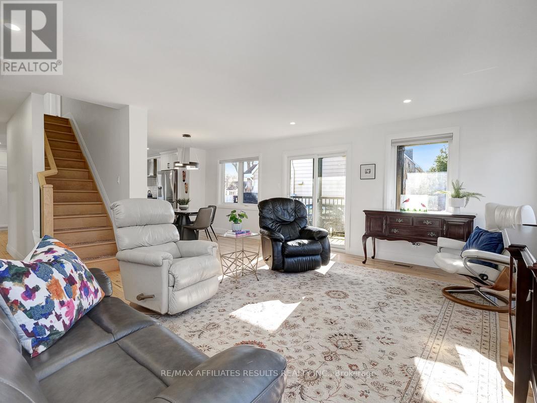 23 Tunis Avenue, Ottawa, Ontario  K1Z 7R6 - Photo 9 - X12182211