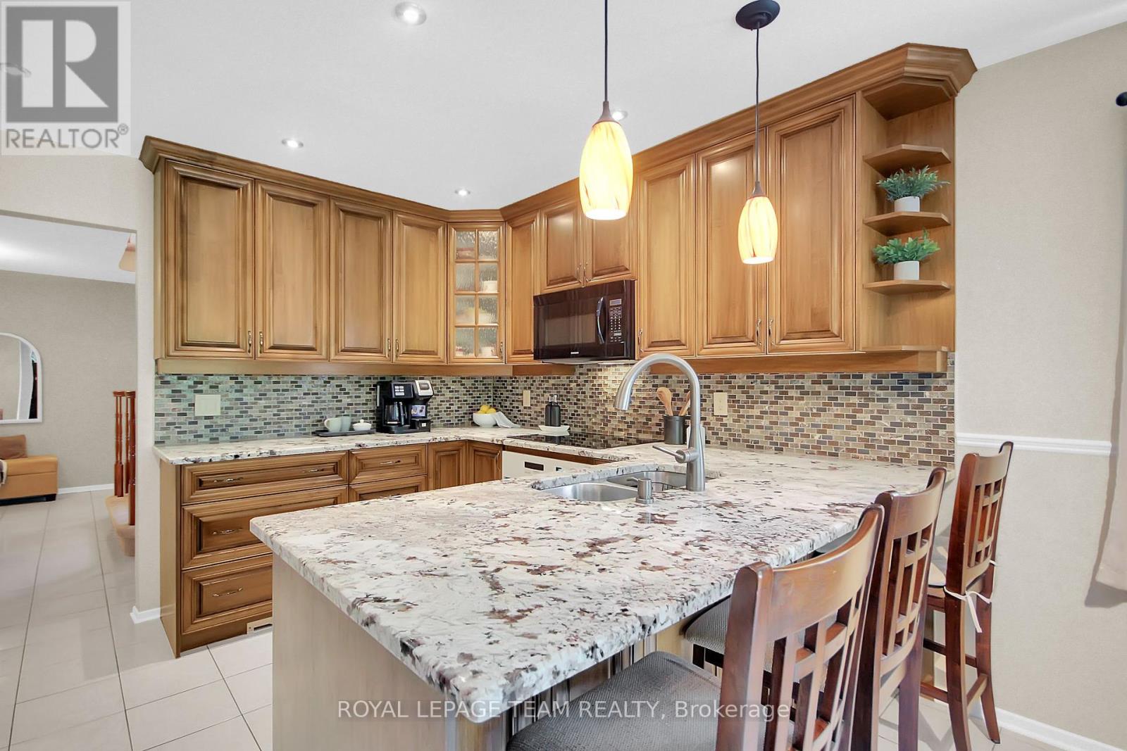 35 Longden Place, Ottawa, Ontario  K2M 1V3 - Photo 19 - X12182212