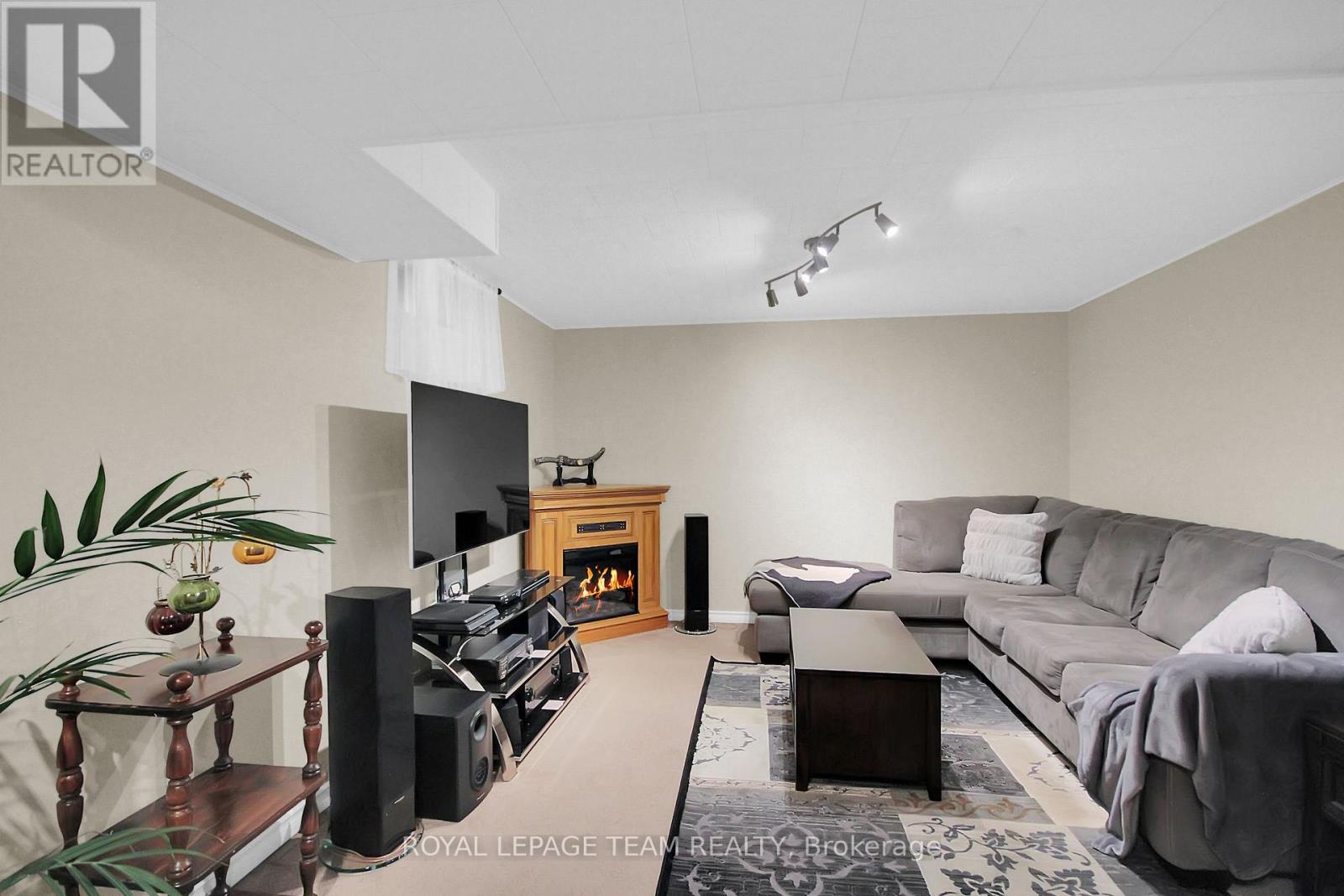 35 Longden Place, Ottawa, Ontario  K2M 1V3 - Photo 35 - X12182212