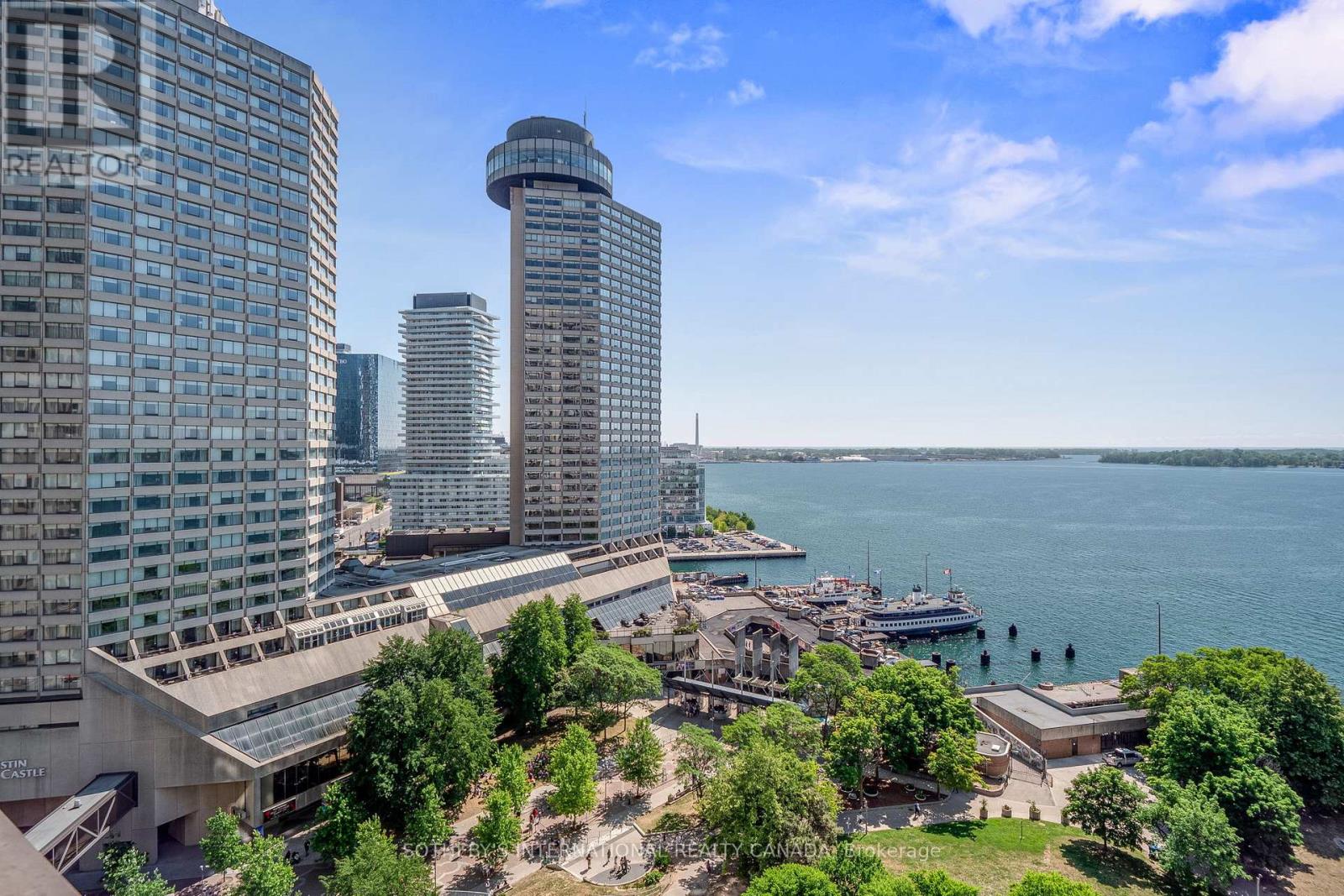 3212 - 99 Harbour Square, Toronto (Waterfront Communities), Ontario  M5J 2H2 - Photo 43 - C12173710