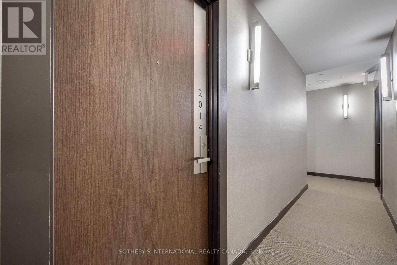 2014 - 70 Temperance Street, Toronto, Ontario  M5H 0B1 - Photo 21 - C12113067