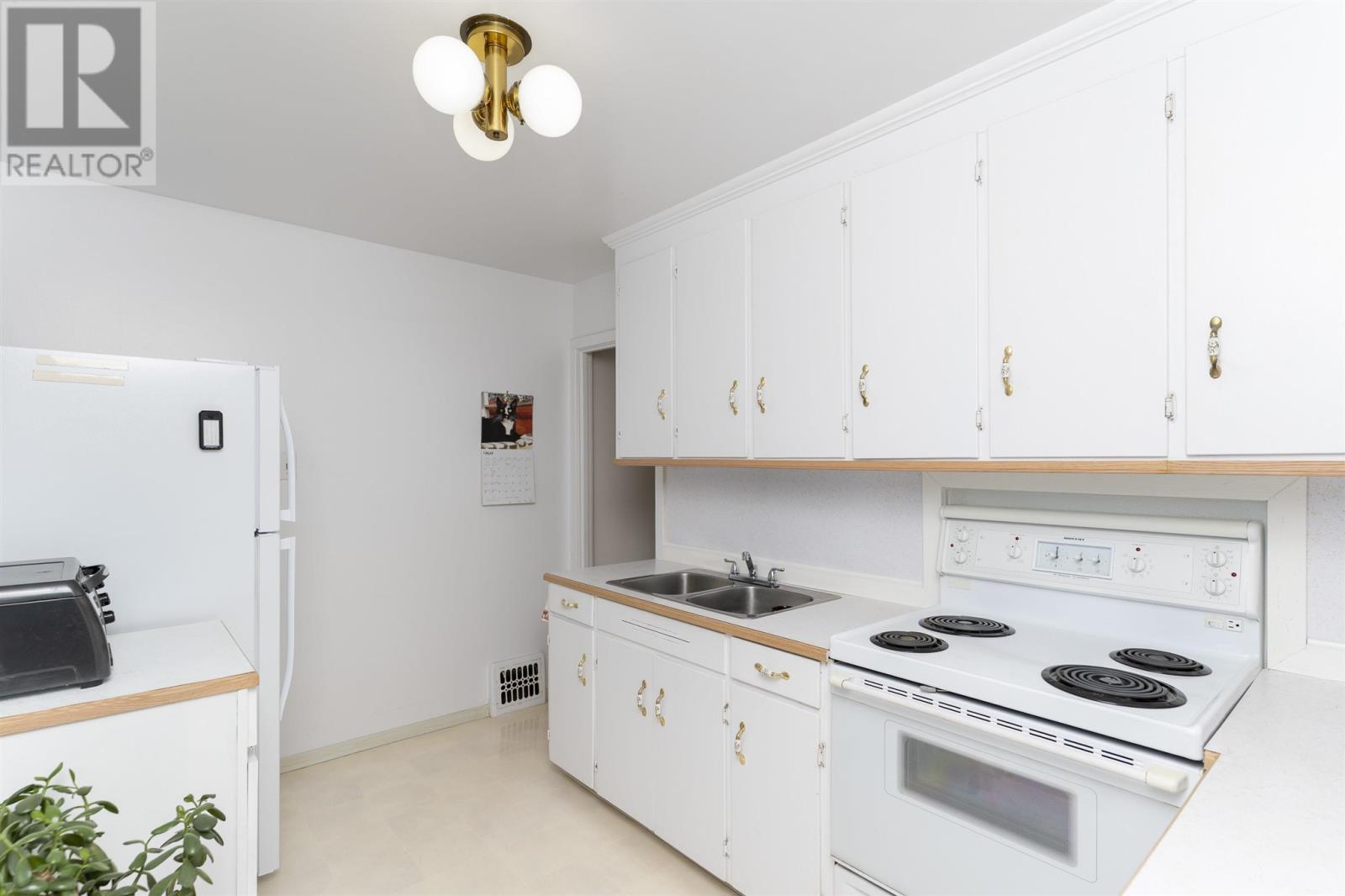 355 Francis St E, Thunder Bay, Ontario  P7E 4B4 - Photo 11 - TB251419