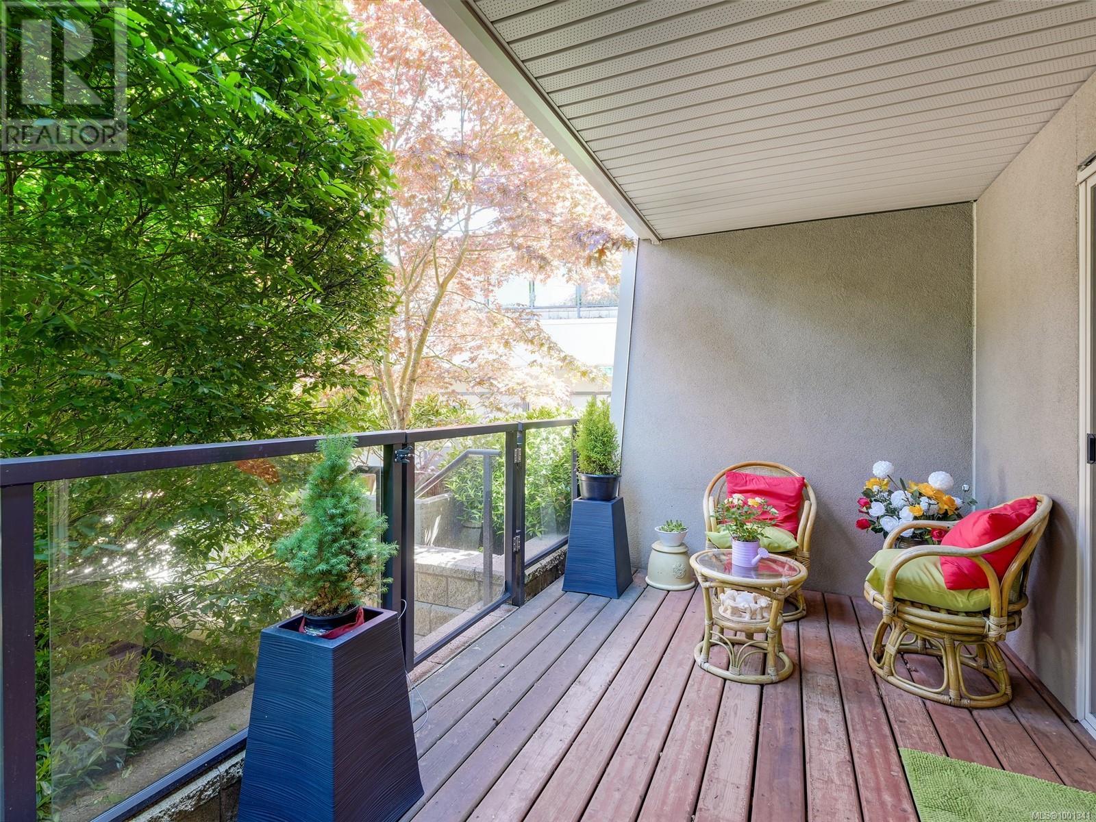 108 1419 Stadacona Ave, Victoria, British Columbia  V8S 5J3 - Photo 21 - 1001341
