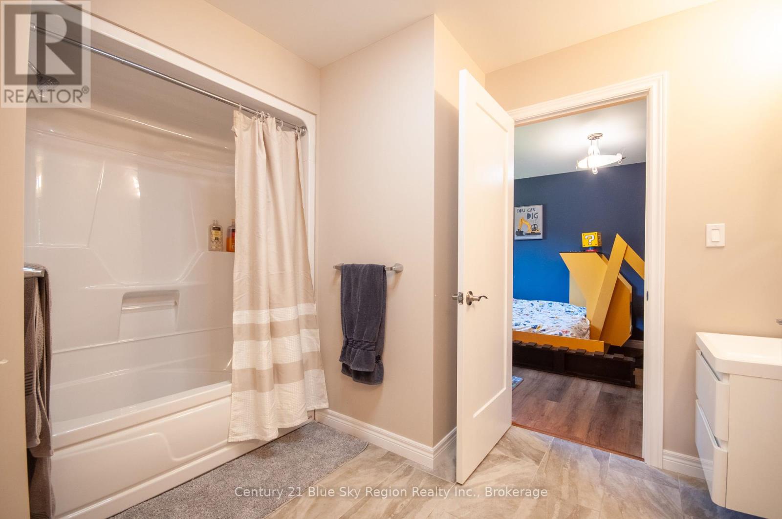 858 Macpherson Drive, East Ferris, Ontario  P0H 1K0 - Photo 25 - X12182185