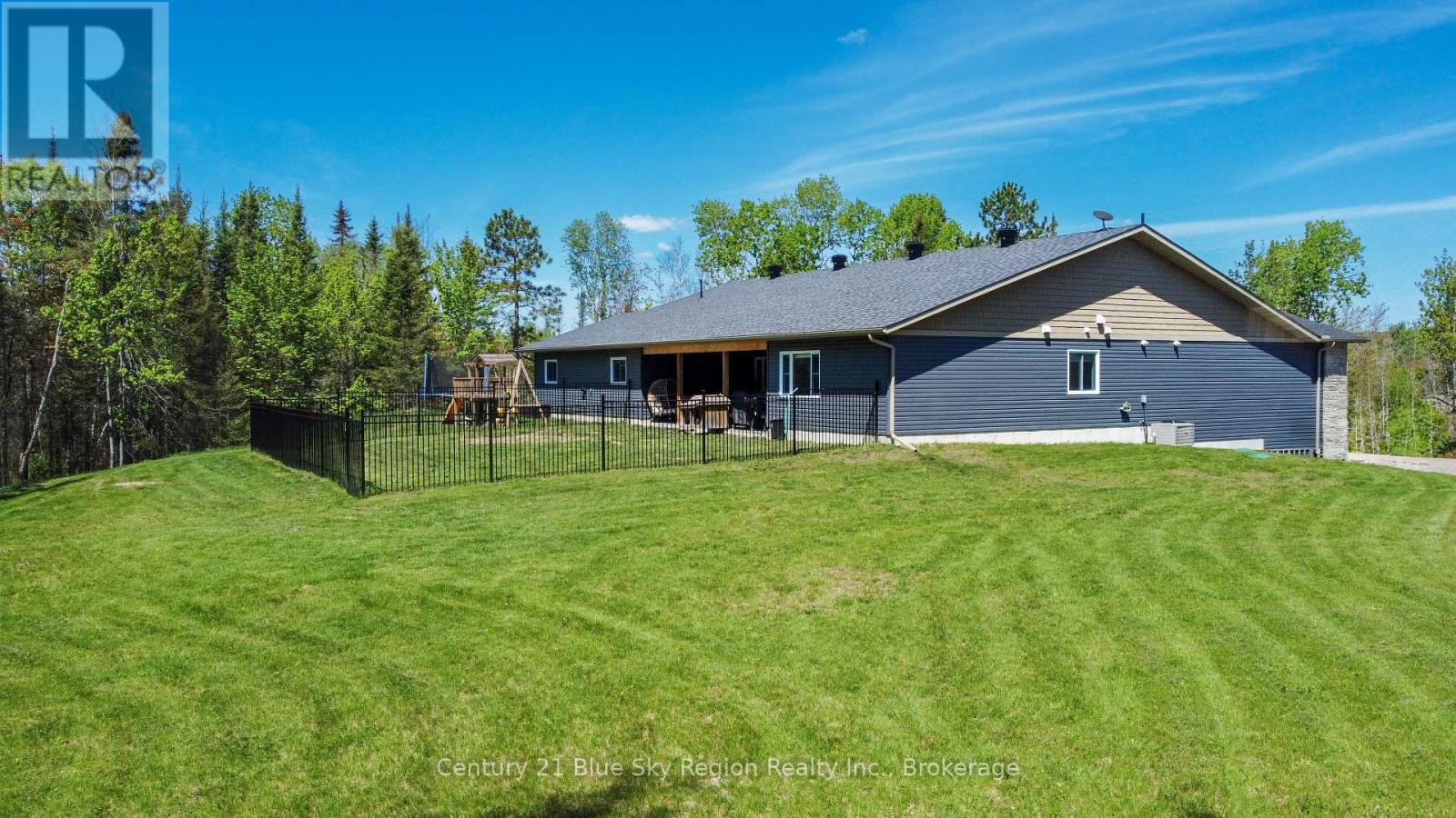 858 Macpherson Drive, East Ferris, Ontario  P0H 1K0 - Photo 35 - X12182185