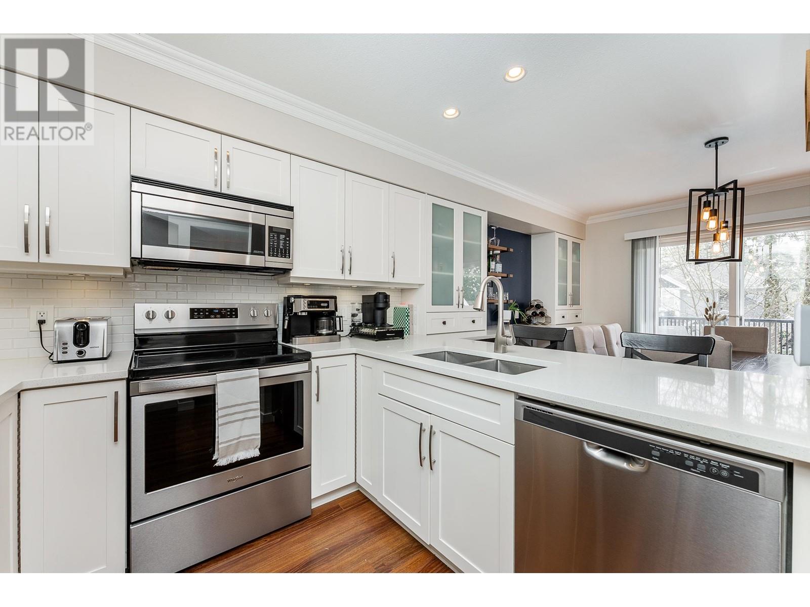 18 19141 124 Avenue, Pitt Meadows, British Columbia  V3Y 2V6 - Photo 2 - R3008797