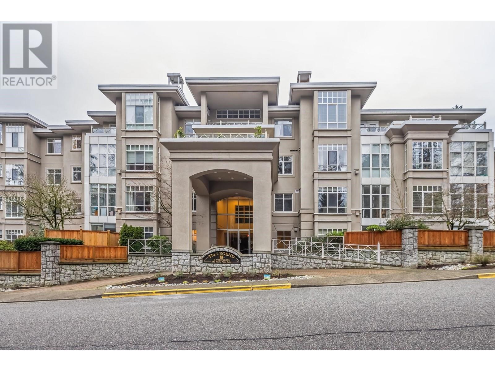 201 630 ROCHE POINT DRIVE, North Vancouver, British Columbia
