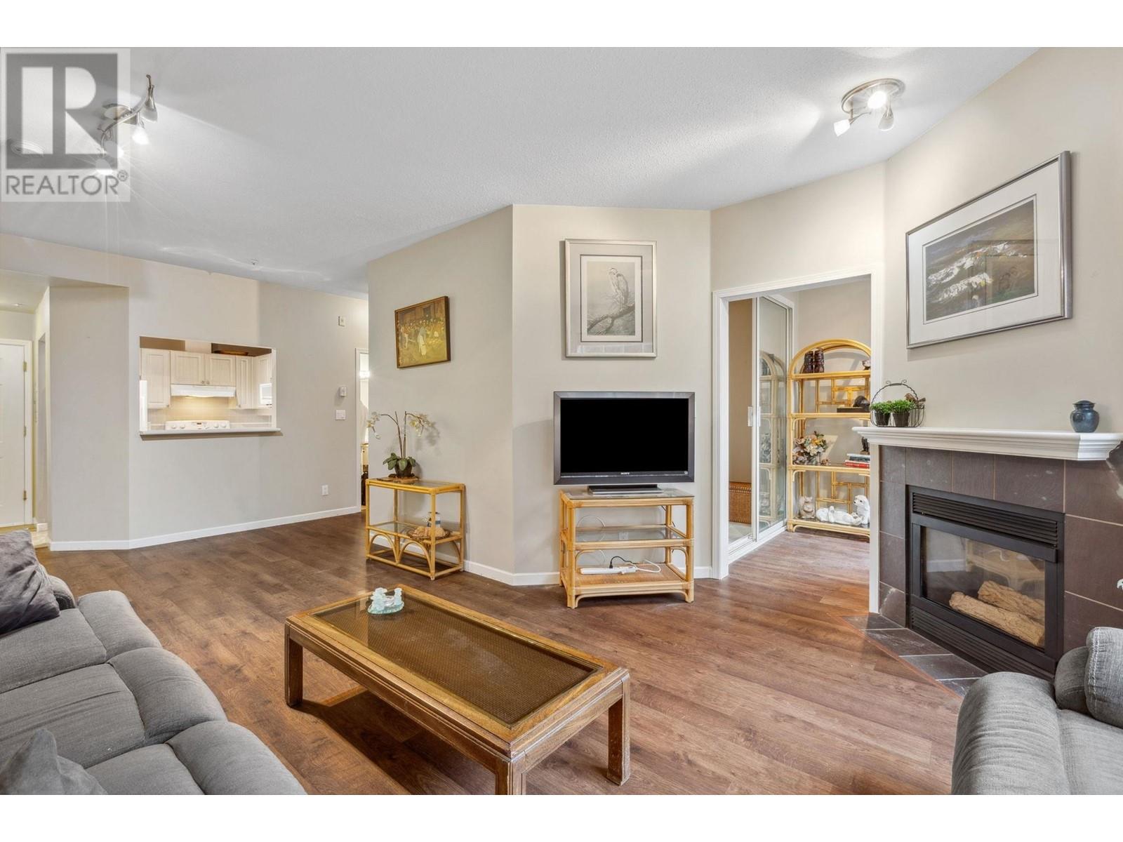201 630 Roche Point Drive, North Vancouver, British Columbia  V7H 3A1 - Photo 7 - R3008821