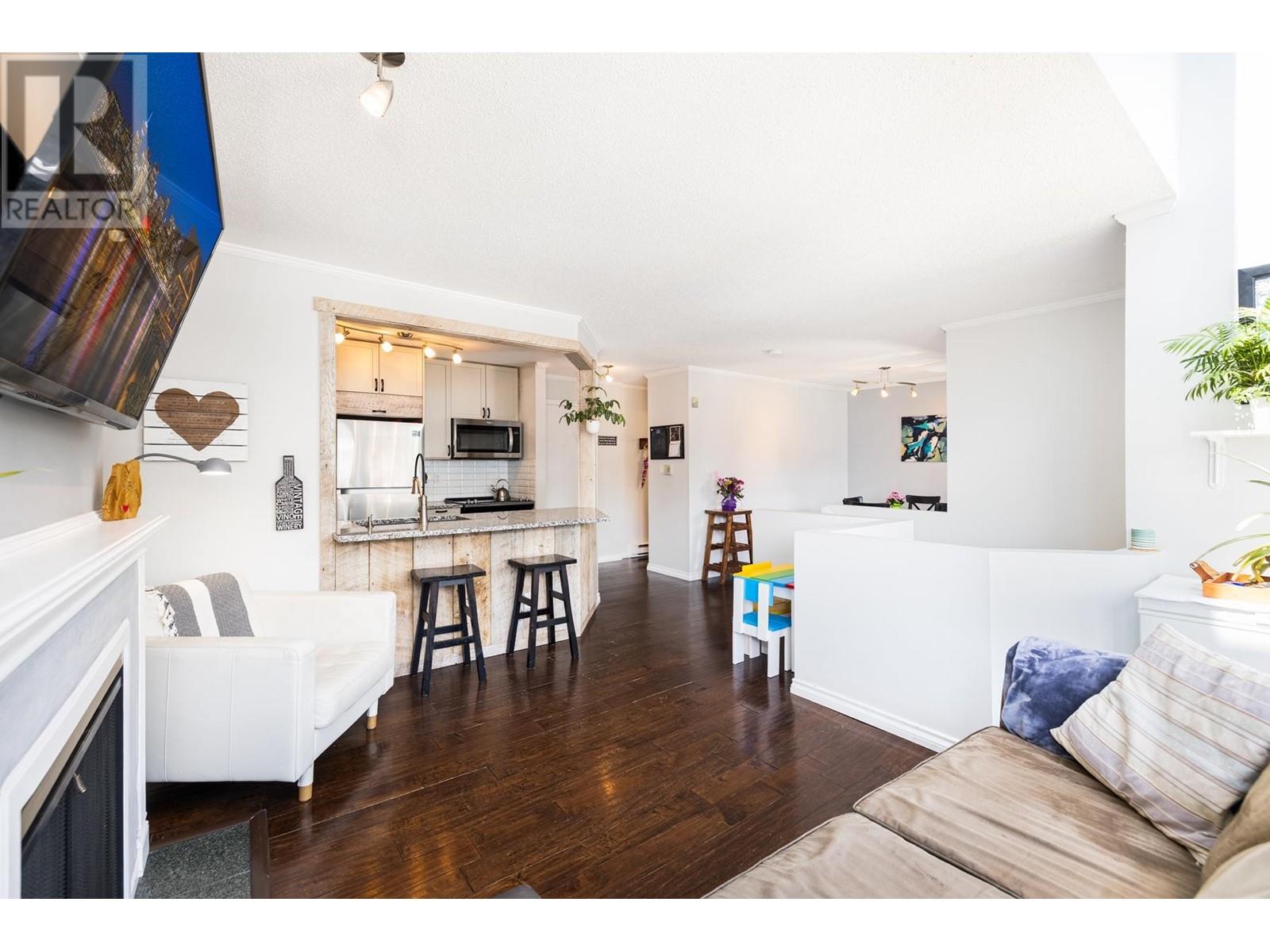 309 3721 Delbrook Avenue, North Vancouver, British Columbia  V7N 3Z4 - Photo 6 - R3008823