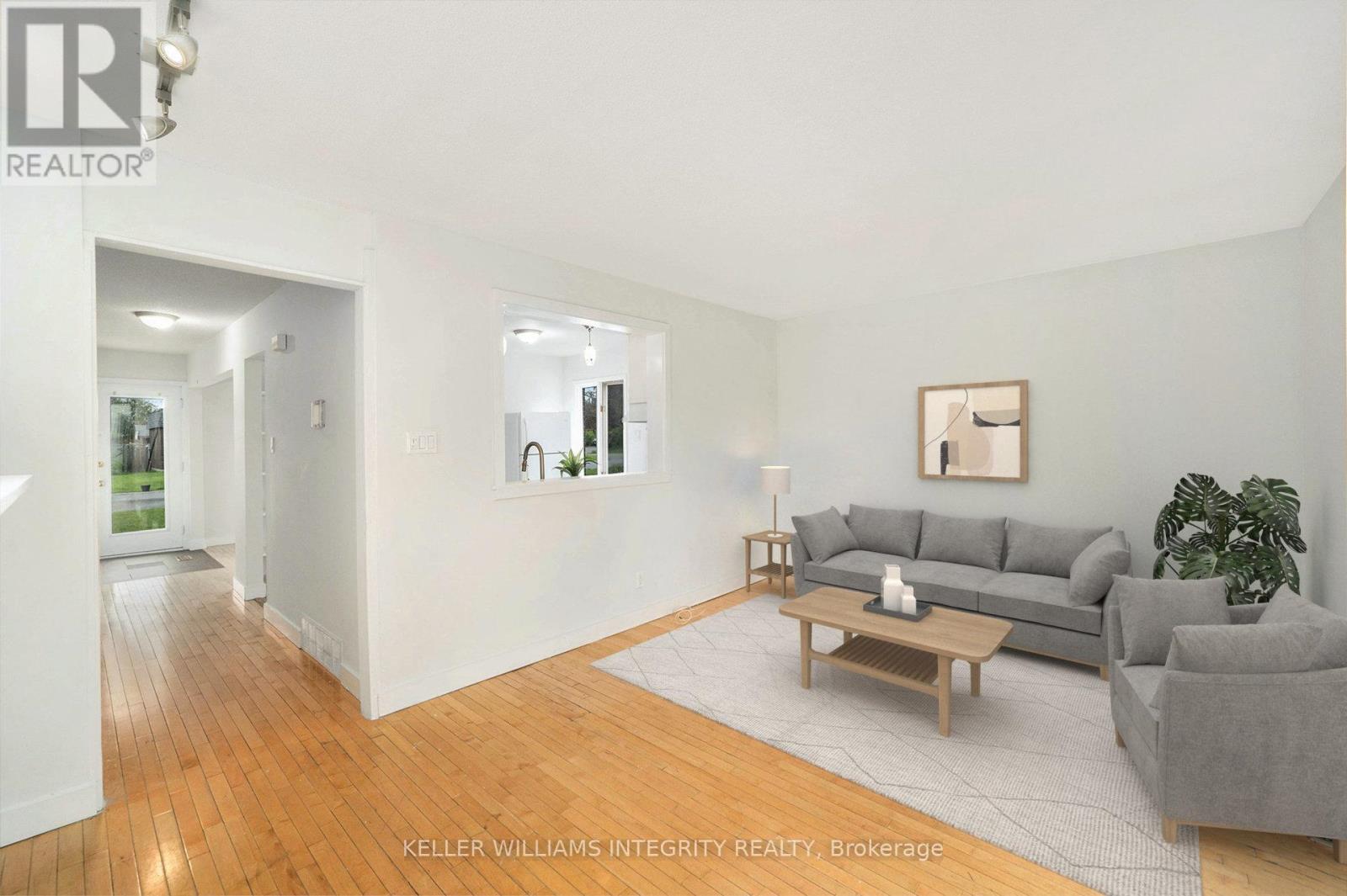 24 ELVASTON AVENUE Ottawa