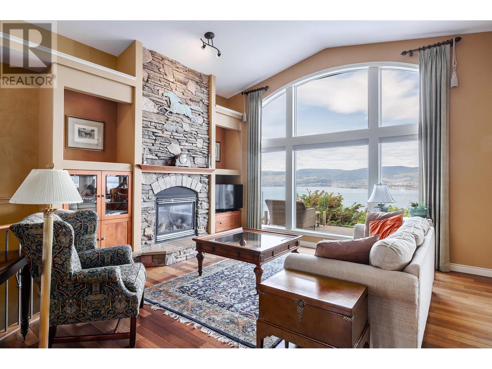 370 Sandpiper Street, Kelowna, British Columbia  V1W 4K7 - Photo 2 - 10349921