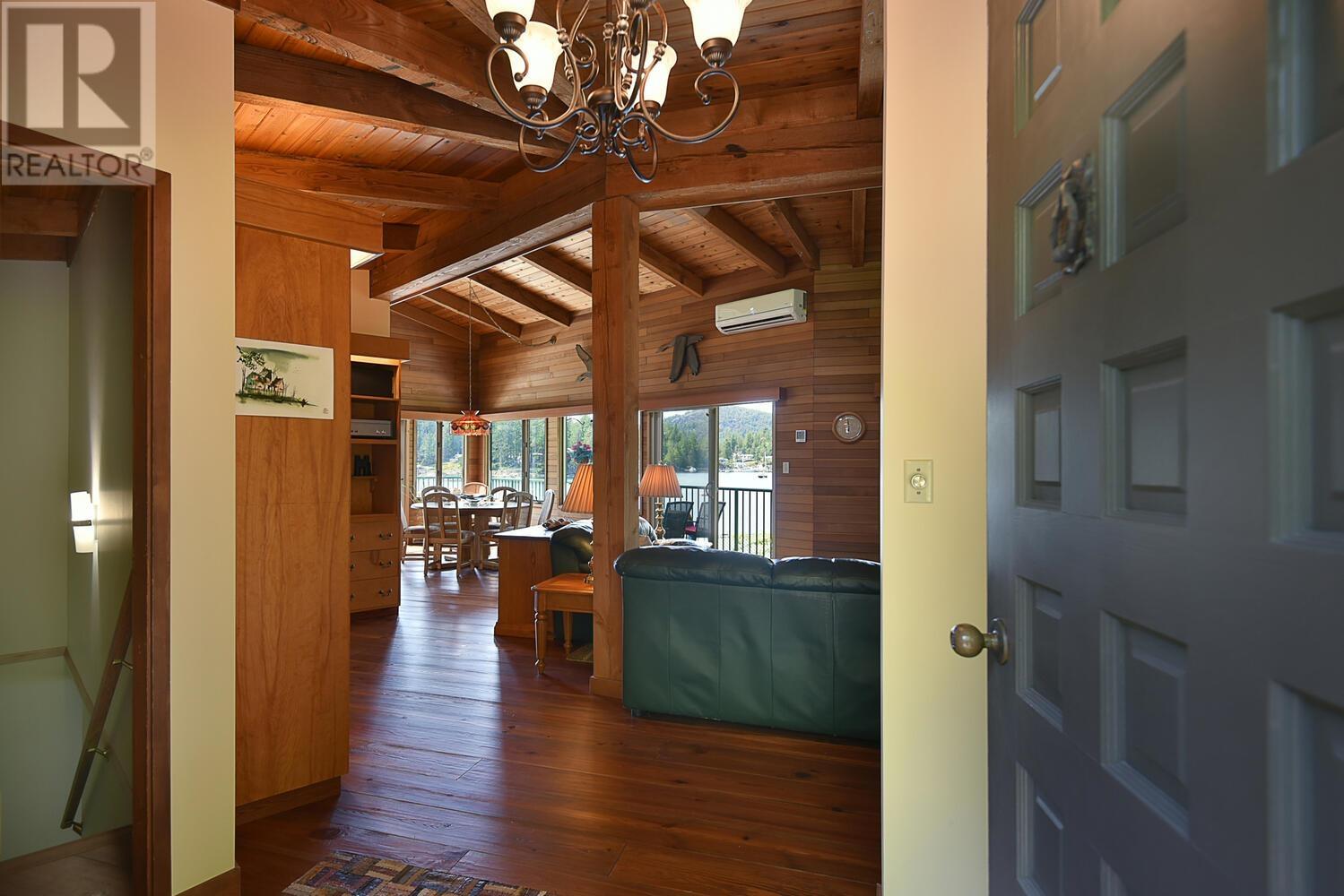 13109 Claydon Lane, Garden Bay, British Columbia  V0N 1S1 - Photo 5 - R3008789