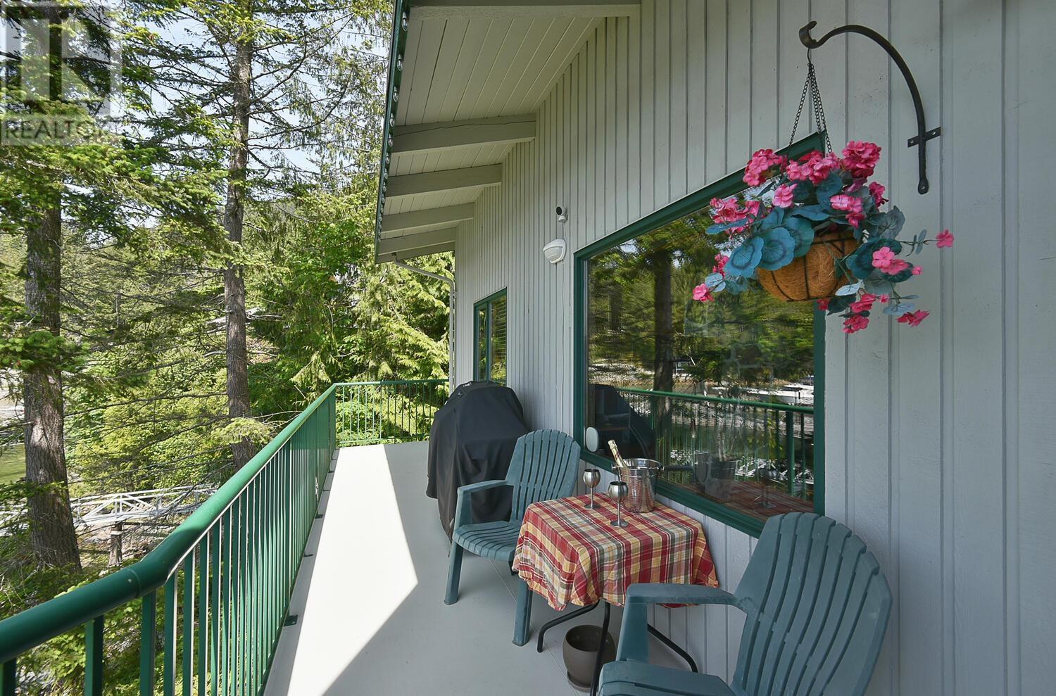 13109 Claydon Lane, Garden Bay, British Columbia  V0N 1S1 - Photo 9 - R3008789