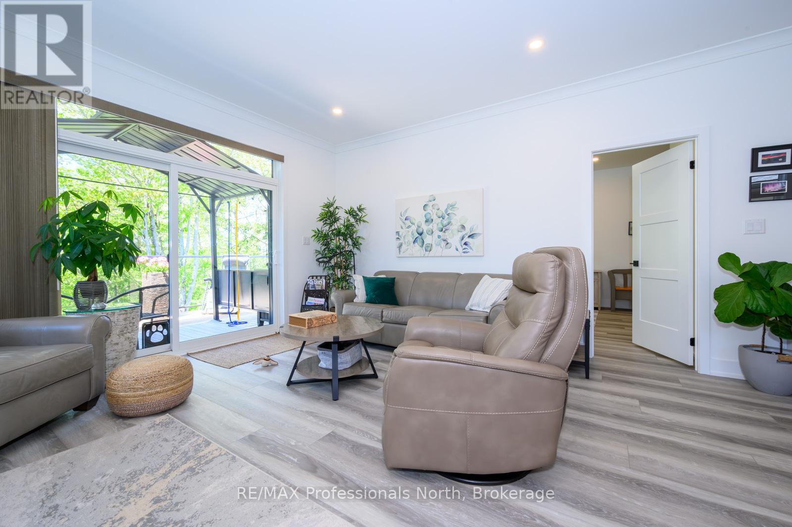 37 Jack Street, Huntsville, Ontario  P1H 0G4 - Photo 13 - X12182222