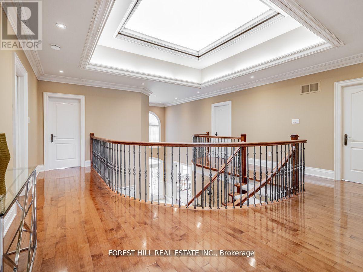 338 Byng Avenue, Toronto, Ontario  M2N 4L5 - Photo 5 - C12078151