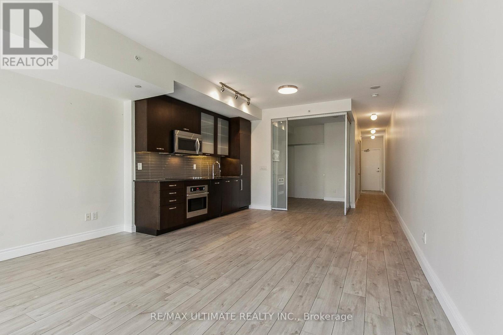 611 - 210 Simcoe Street, Toronto (Kensington-Chinatown), Ontario  M5T 0A9 - Photo 20 - C12162734