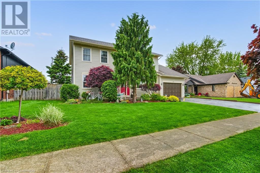 Property at 173 GREEN POINTE Drive image 2