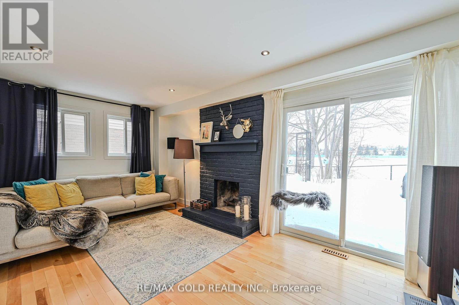 40 Burton Road, Brampton, Ontario  L6X 1M7 - Photo 12 - W12181107