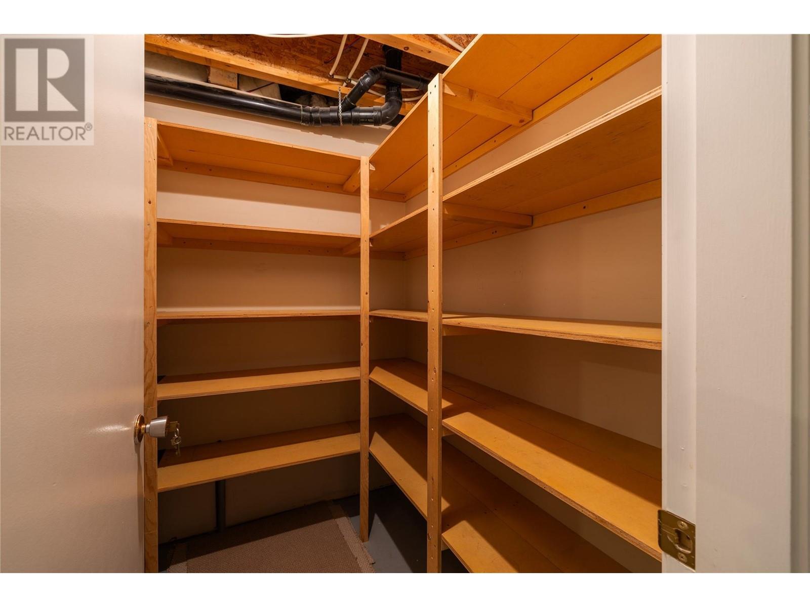 1129 CRESTLINE Street, Kamloops, BC V2B5Y5