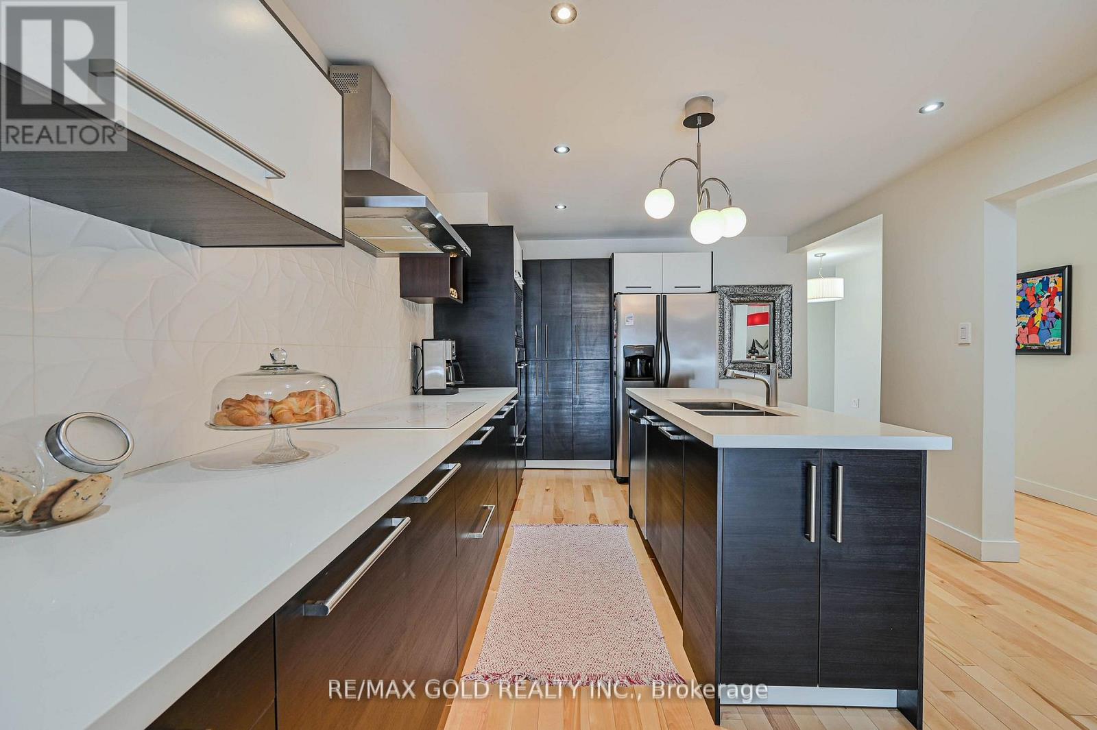 40 Burton Road, Brampton, Ontario  L6X 1M7 - Photo 8 - W12181107