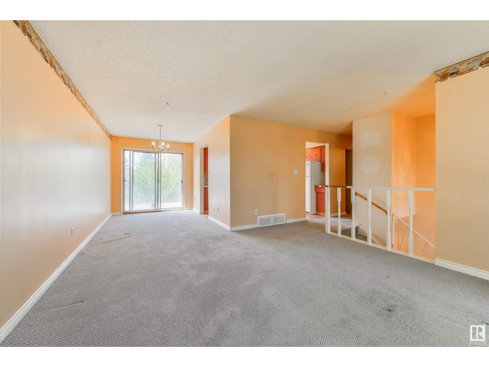 1917 65 St Nw, Edmonton, Alberta  T6L 1M1 - Photo 8 - E4439188