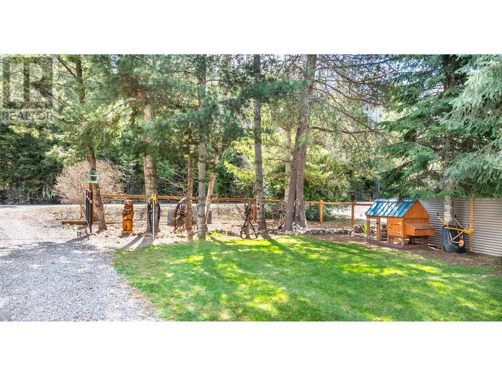 5134 Thompson Road, Kitchener, British Columbia  V0B 1W2 - Photo 7 - 10344250