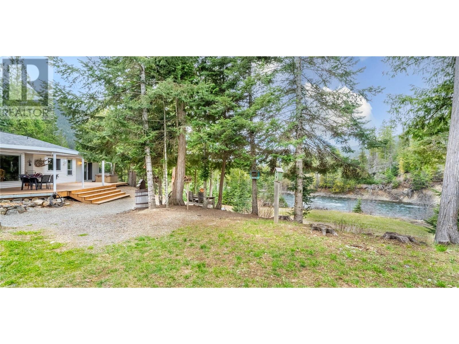 5134 Thompson Road, Kitchener, British Columbia  V0B 1W2 - Photo 43 - 10344250