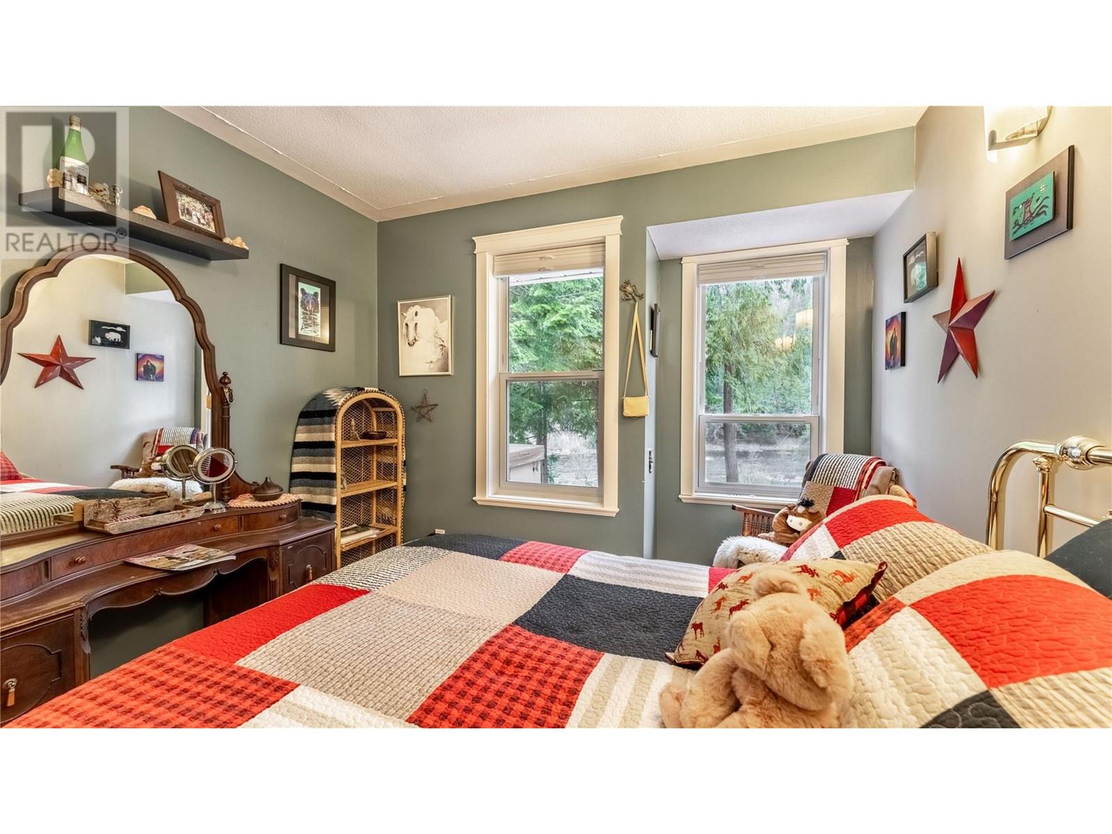 5134 THOMPSON Road, Kitchener, BC V0B1W2