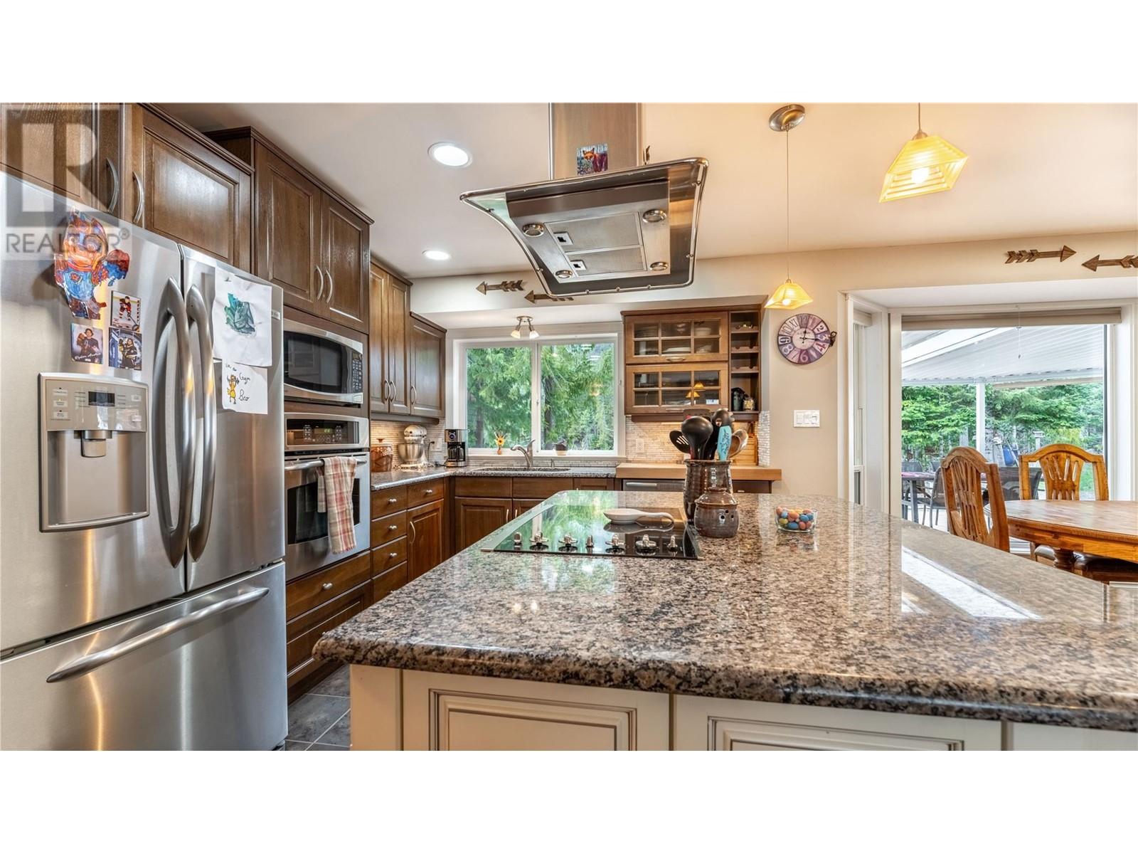 5134 THOMPSON Road, Kitchener, BC V0B1W2
