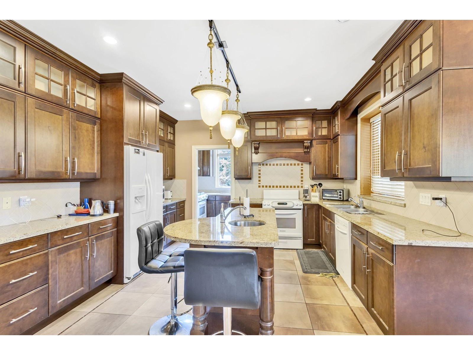 16308 91a Avenue, Surrey, British Columbia  V4N 5S5 - Photo 14 - R3008749