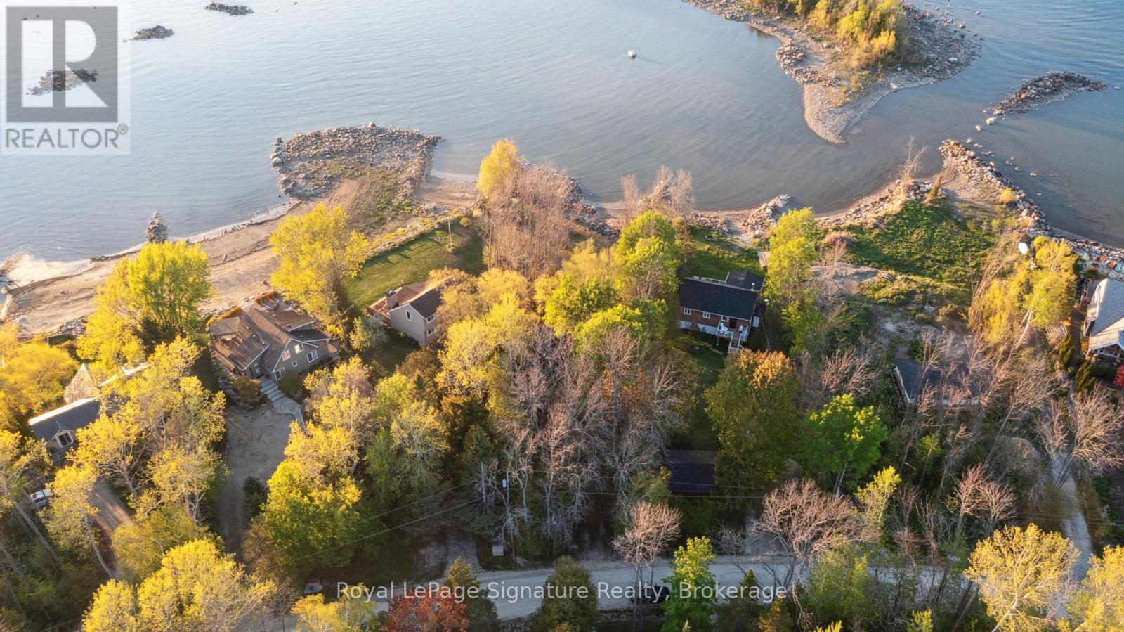 129 Sunset Boulevard, Blue Mountains, Ontario  N0H 2P0 - Photo 10 - X12138220