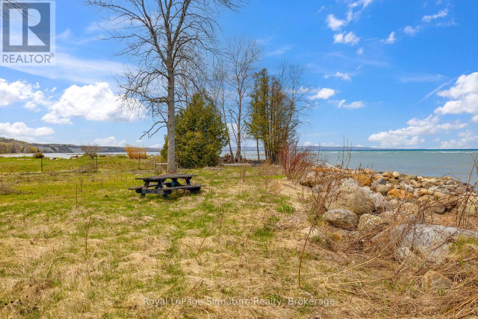 129 Sunset Boulevard, Blue Mountains, Ontario  N0H 2P0 - Photo 4 - X12138220