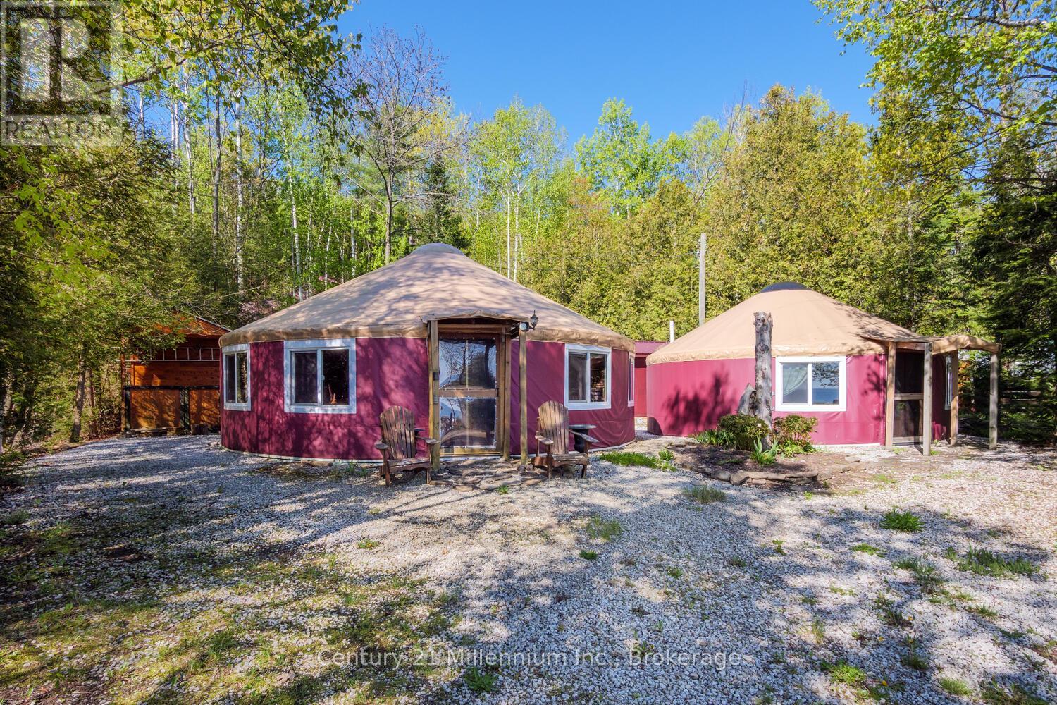 504569 Grey Road 1, Georgian Bluffs, Ontario  N0H 2T0 - Photo 2 - X12150014