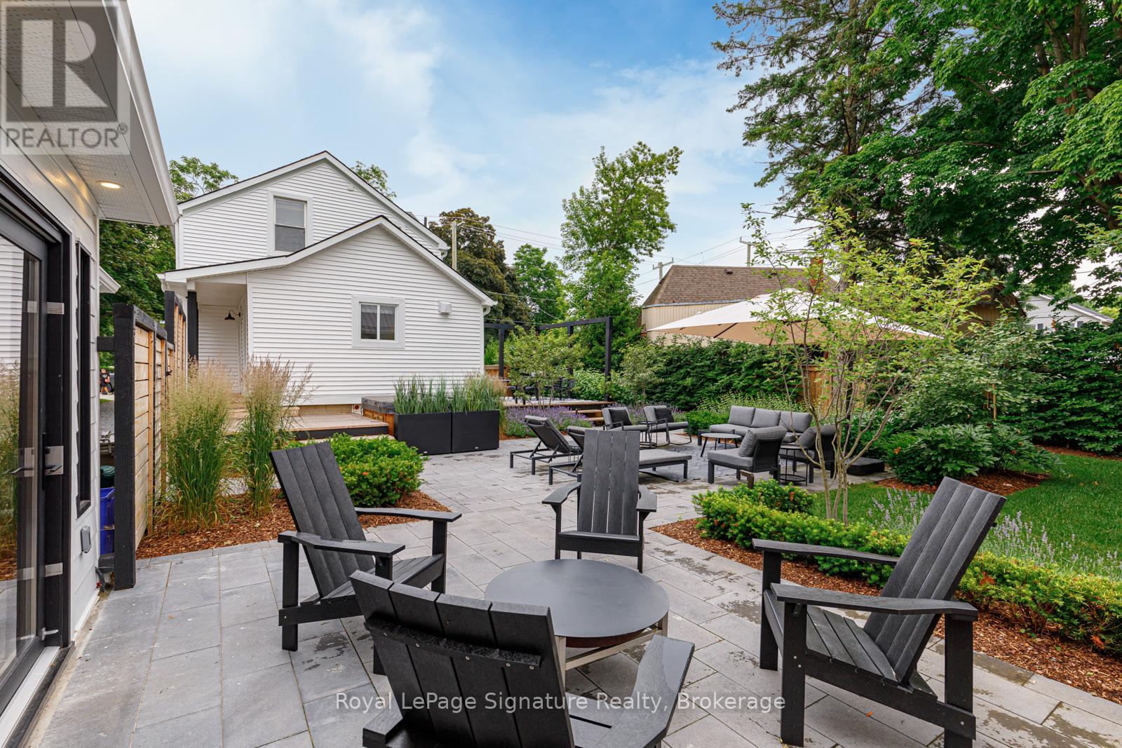 9 Alfred Street W, Blue Mountains, Ontario  N0H 2P0 - Photo 11 - X12168452
