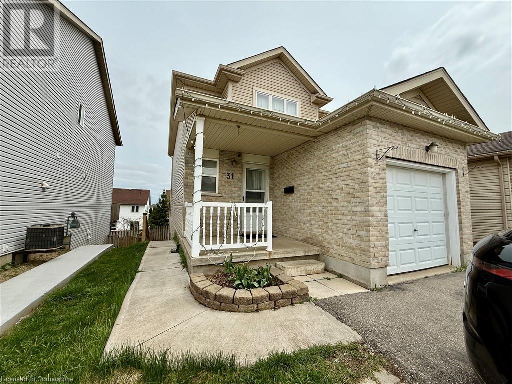 31 Reistview Street, Kitchener, Ontario  N2E 4H3 - Photo 3 - 40725526