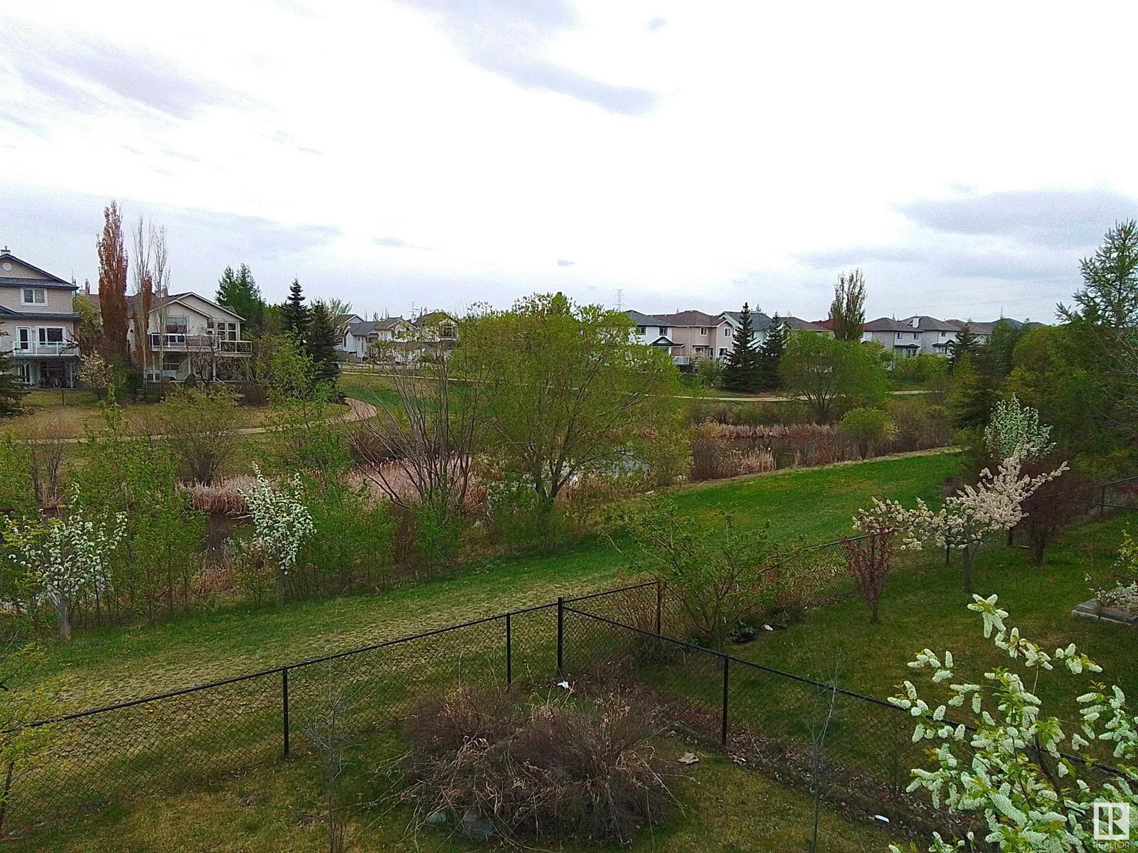 Property at 8403 5 AV SW image 3