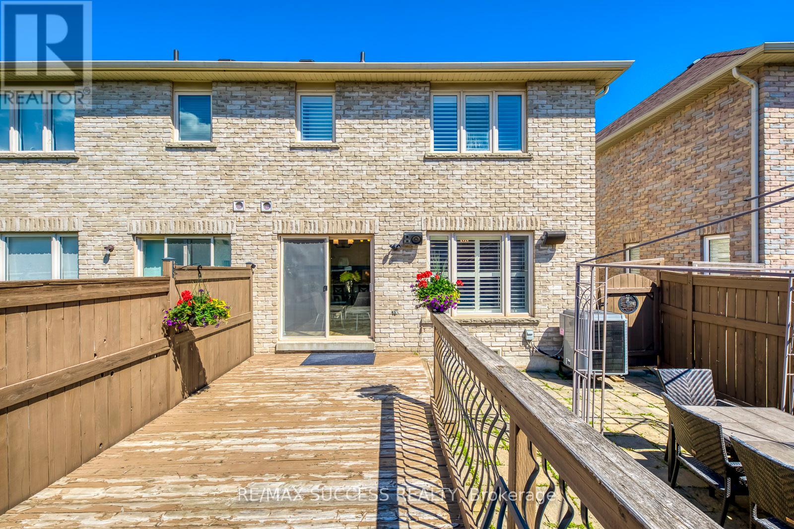 4275 Murvel Avenue, Burlington, Ontario  L7M 0M9 - Photo 28 - W12180068