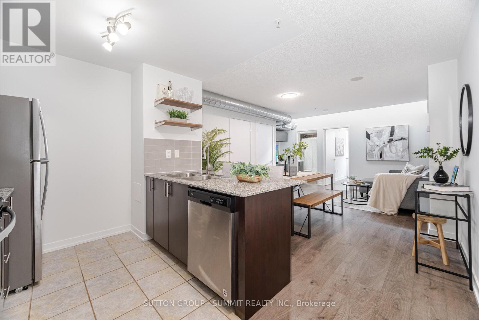 311 - 1410 Dupont Street, Toronto, Ontario  M6H 0B6 - Photo 3 - W12180110