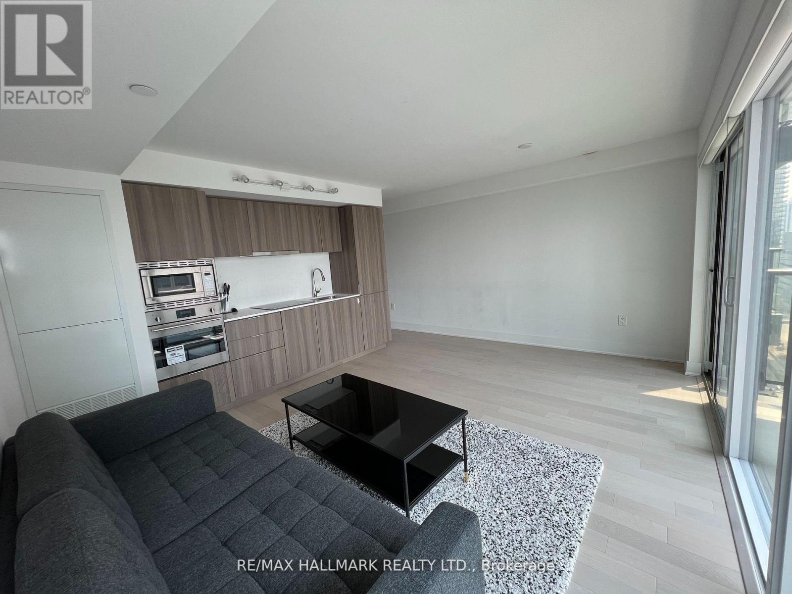 1715 - 955 Bay Street, Toronto, Ontario  M5S 2A2 - Photo 8 - C12182189