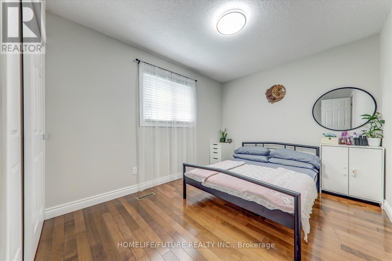 21 Mowat Court, Whitby, Ontario  L1N 8H2 - Photo 19 - E12182190