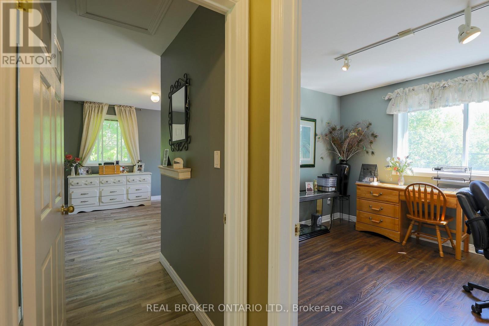 988 County 44 Road, North Grenville, Ontario  K0G 1T0 - Photo 17 - X12182353