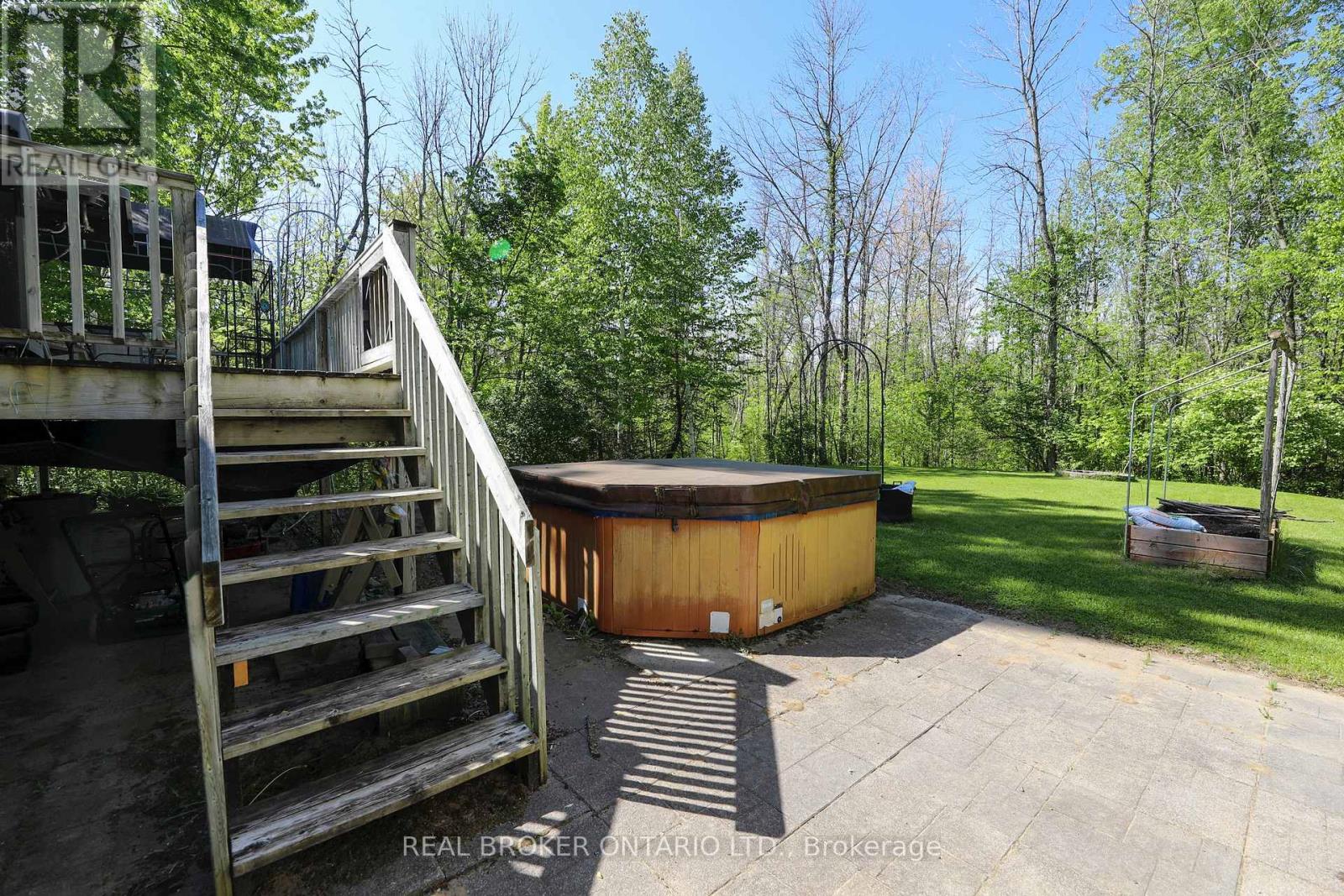 988 County 44 Road, North Grenville, Ontario  K0G 1T0 - Photo 44 - X12182353