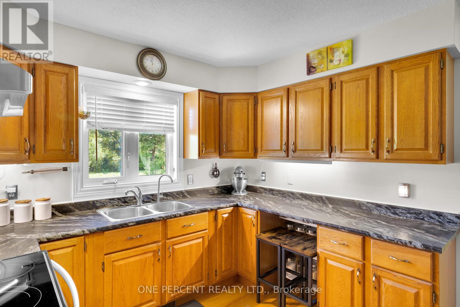 3 Aimee Lane, North Grenville, Ontario  K0G 1S0 - Photo 10 - X12182416