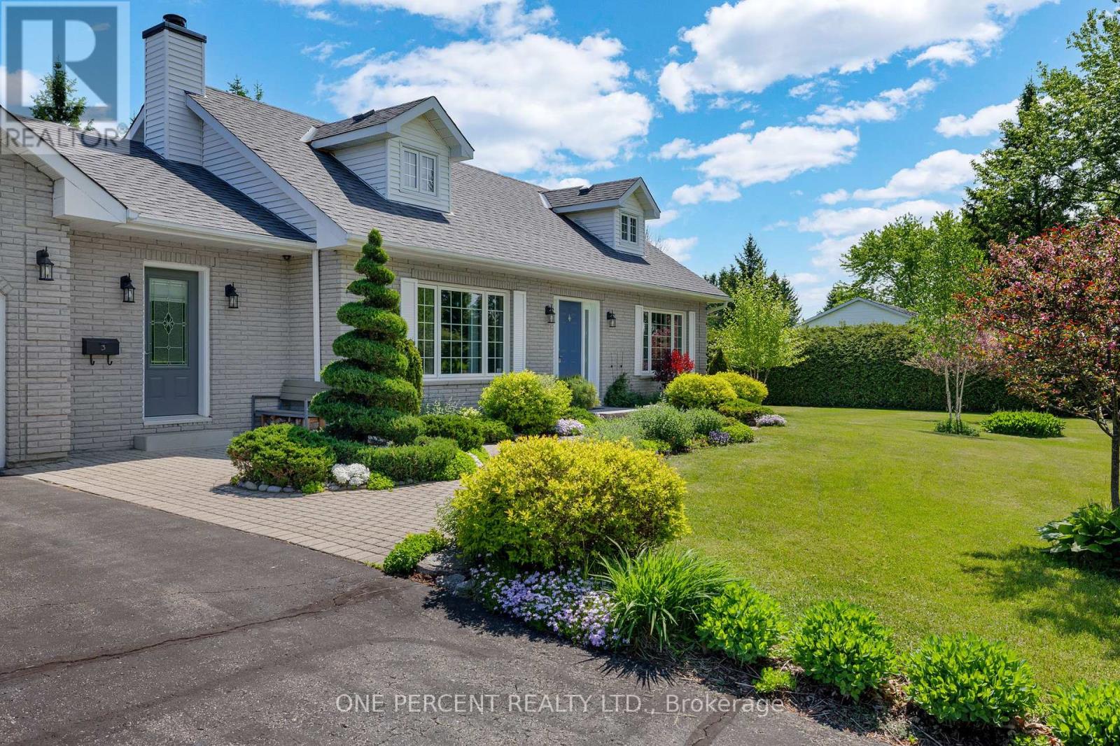 3 Aimee Lane, North Grenville, Ontario  K0G 1S0 - Photo 2 - X12182416