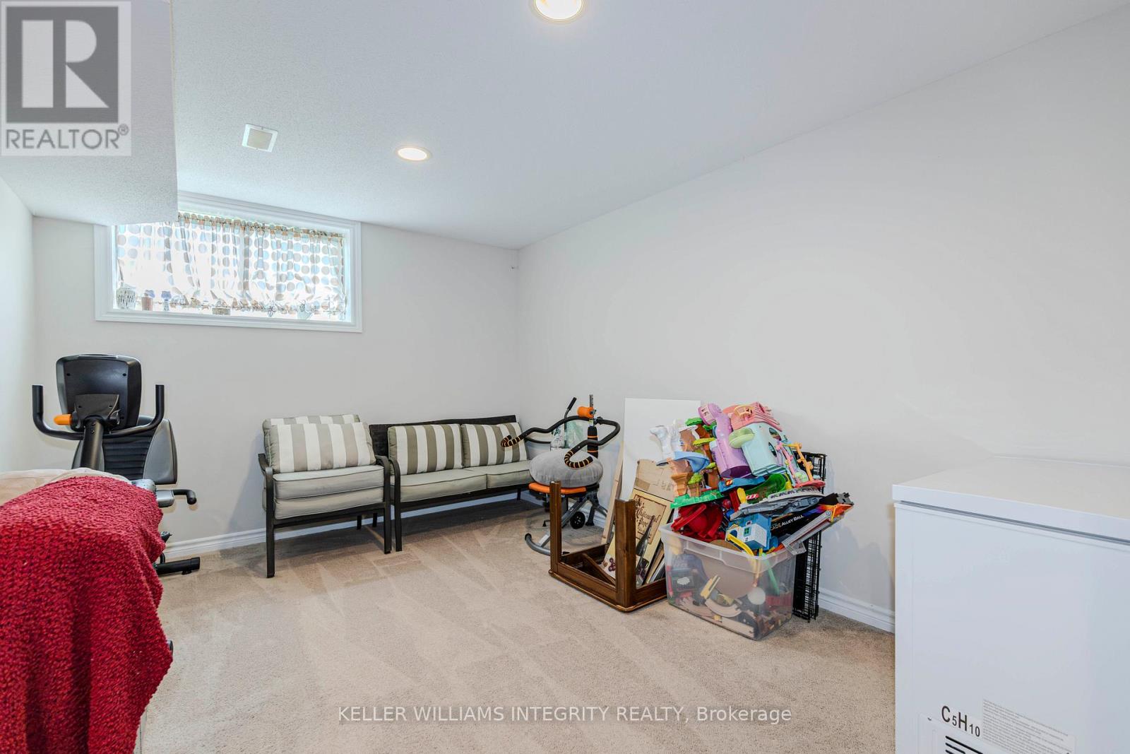 564 Remnor Avenue, Ottawa, Ontario  K2T 0A5 - Photo 36 - X12176631