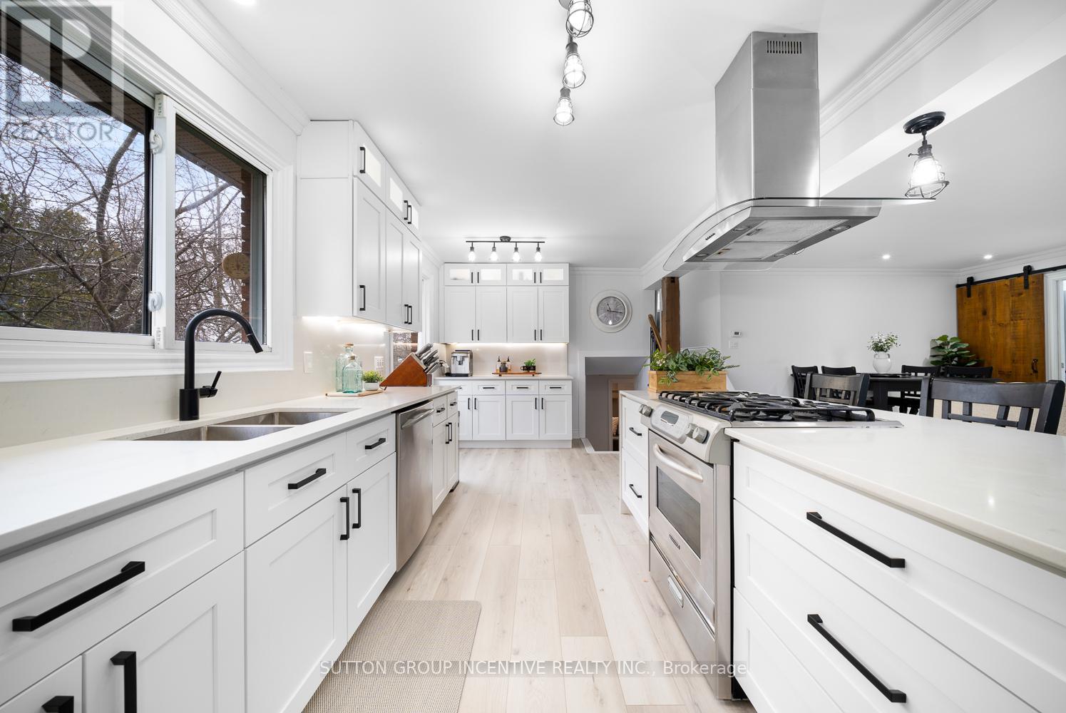 2035 Craig Road, Innisfil, Ontario  L9S 1T2 - Photo 6 - N12182247