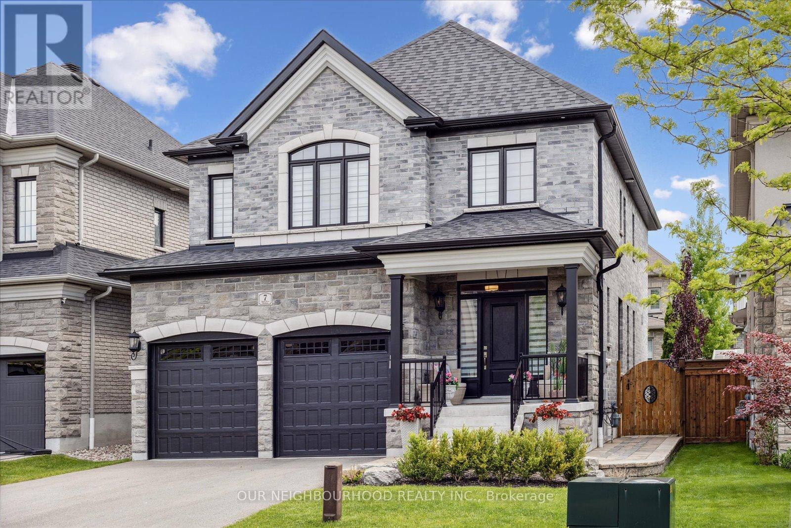 7 SERENE COURT, Whitby, Ontario