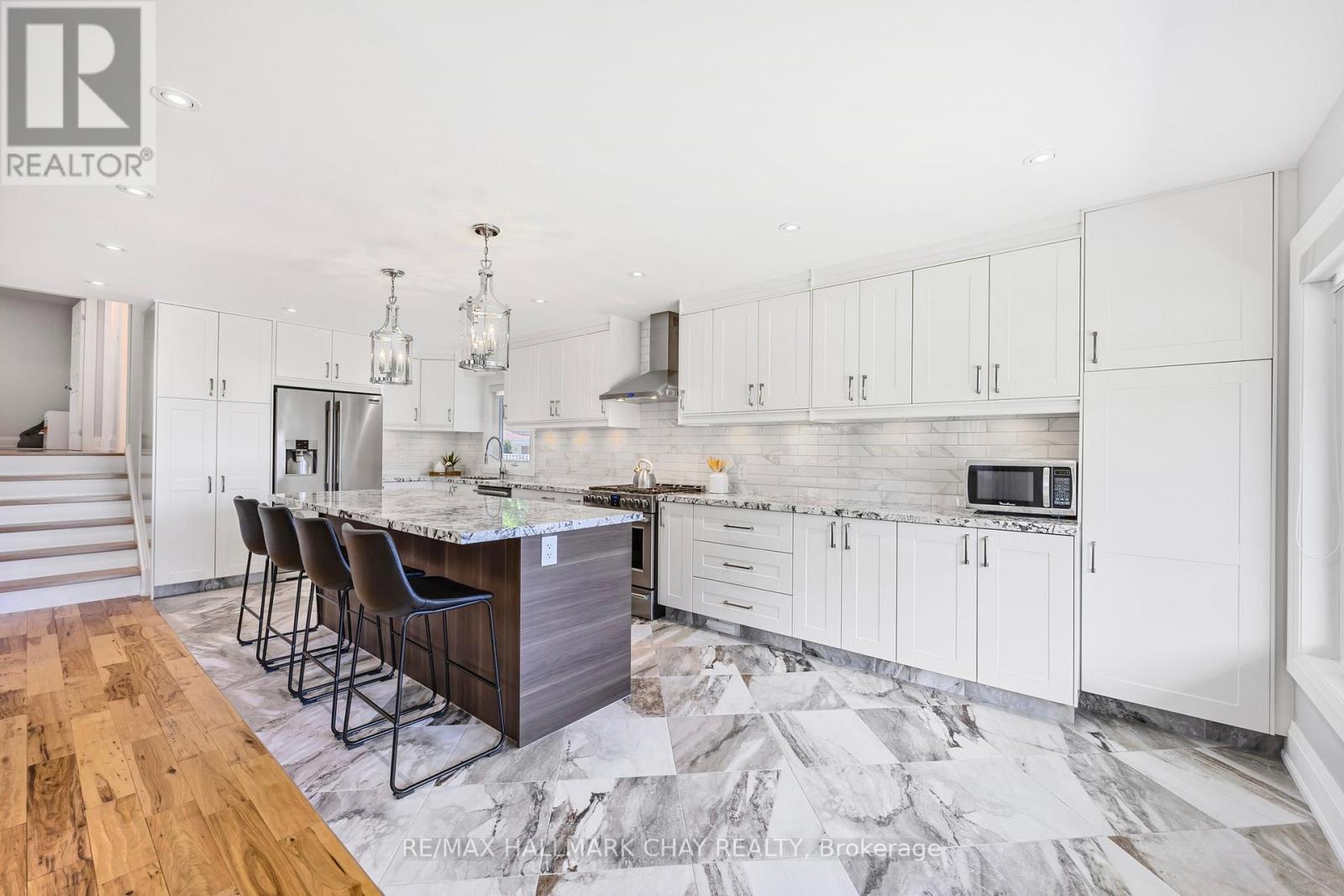 51 SPRINGHOME ROAD, Barrie, Ontario