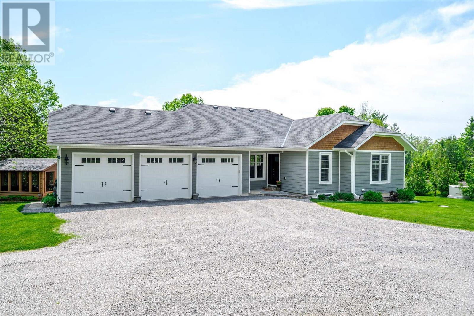 2163 Marshall Lane, Selwyn, Ontario  K0L 2H0 - Photo 2 - X12182298